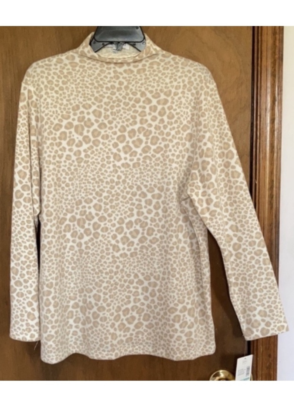 Emily Daniels top mockneck cheetah print animal print neutral size PXL